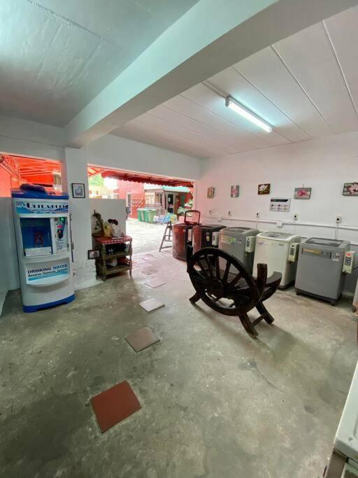Ratanawong Place 823 Bangkok Eksteriør billede